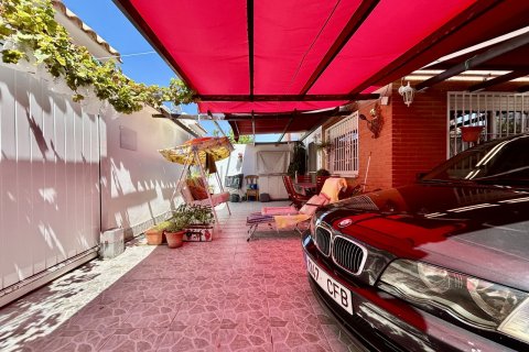 Townhouse for sale in Torrevieja, Alicante, Spain 2 bedrooms, 71 sq.m. No. 190179 - photo 25