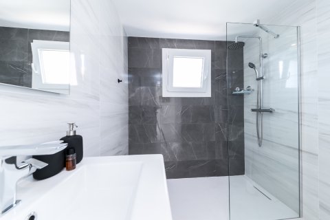 Wohnung zum Verkauf in Torrevieja, Alicante, Spanien 2 Schlafzimmer, 90 m2 Nr. 190178 - Foto 10