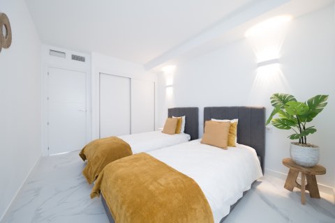 Wohnung zum Verkauf in Torrevieja, Alicante, Spanien 2 Schlafzimmer, 90 m2 Nr. 190178 - Foto 13