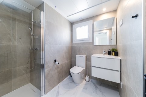 Wohnung zum Verkauf in Torrevieja, Alicante, Spanien 2 Schlafzimmer, 90 m2 Nr. 190178 - Foto 15