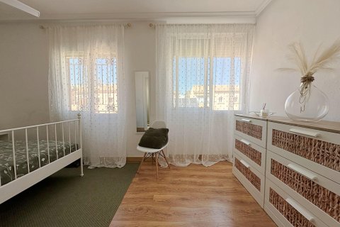 Townhouse for sale in La Zenia, Alicante, Spain 3 bedrooms, 110 sq.m. No. 190181 - photo 10