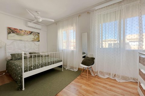 Townhouse for sale in La Zenia, Alicante, Spain 3 bedrooms, 110 sq.m. No. 190181 - photo 11