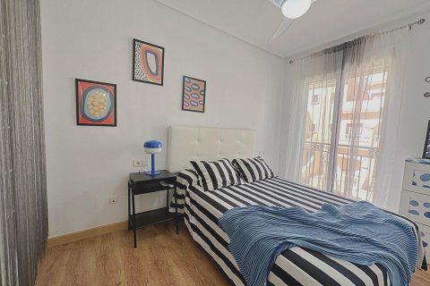 Townhouse for sale in La Zenia, Alicante, Spain 3 bedrooms, 110 sq.m. No. 190181 - photo 16