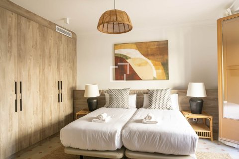 Lägenhet till salu i Barcelona, Spanien 3 sovrum, 87 kvm. Nr. 161406 - foto 20