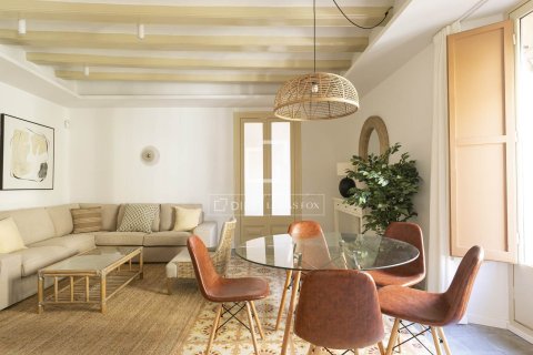 Lägenhet till salu i Barcelona, Spanien 3 sovrum, 87 kvm. Nr. 161406 - foto 6