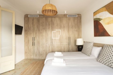 Lägenhet till salu i Barcelona, Spanien 3 sovrum, 87 kvm. Nr. 161406 - foto 21