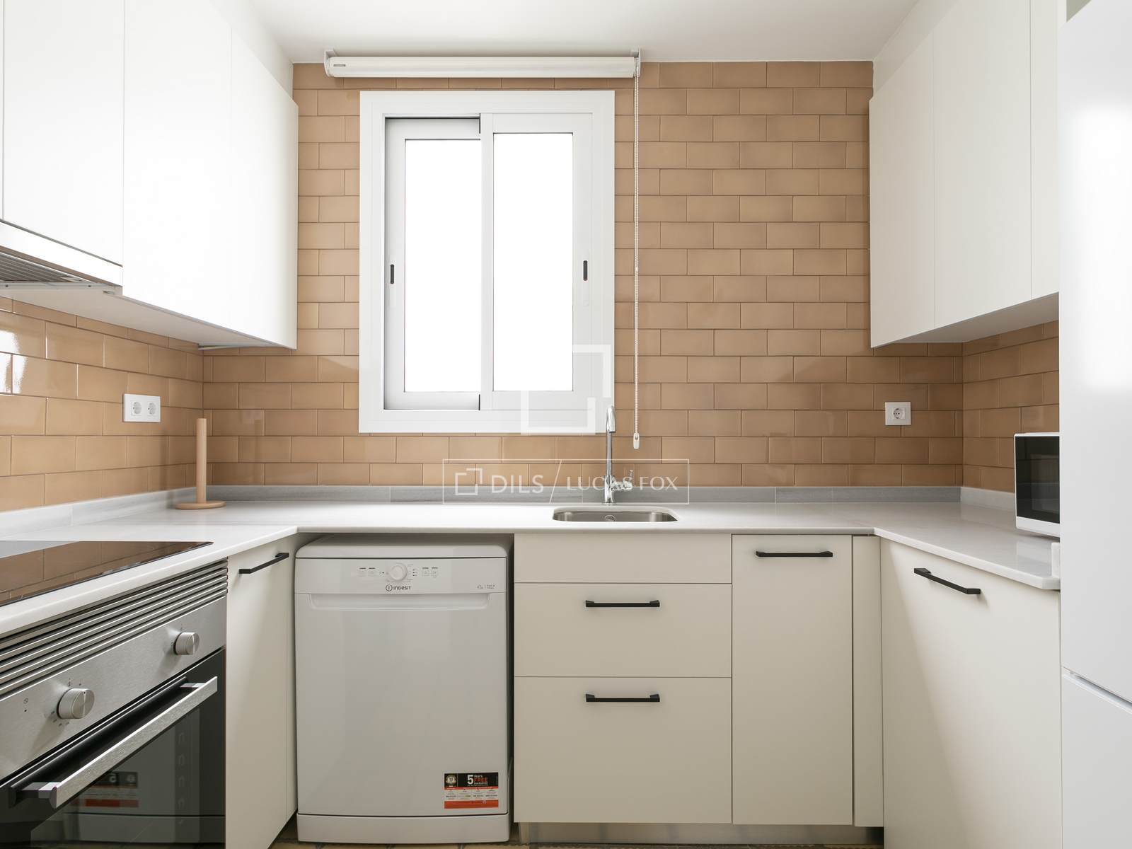 Wohnung in Barcelona, Spanien 3 Schlafzimmer, 87 m2 Nr. 161406