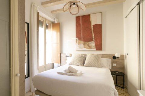 Lägenhet till salu i Barcelona, Spanien 3 sovrum, 87 kvm. Nr. 161406 - foto 24