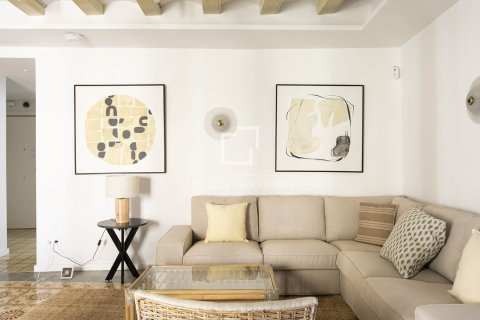 Lägenhet till salu i Barcelona, Spanien 3 sovrum, 87 kvm. Nr. 161406 - foto 11