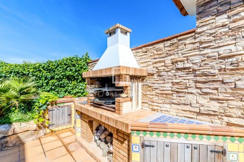 Huvila myytävänä Sitges, Barcelona, Espanja, 5 makuuhuonetta, 178 m2 No. 161411 - kuva 28