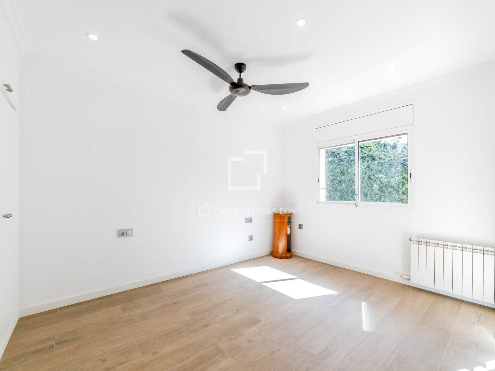 Villa in Sitges, Barcelona, Spanien 5 Schlafzimmer, 178 m2 Nr. 161411