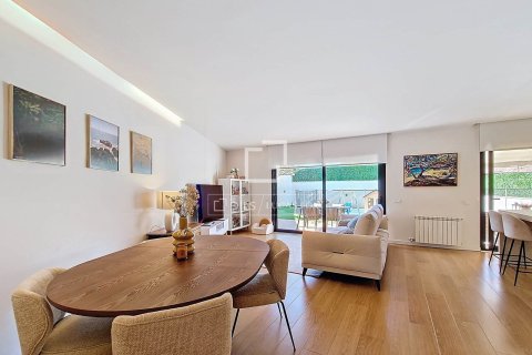 Villa for sale in Vilanova i la Geltru, Barcelona, Spain 4 bedrooms, 201 sq.m. No. 161410 - photo 7