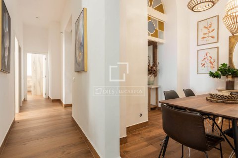 Apartament w Barcelona, Hiszpania 2 sypialnie, 105 mkw. nr 161407 – zdjęcie 29