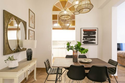 Lägenhet till salu i Barcelona, Spanien 2 sovrum, 105 kvm. Nr. 161407 - foto 8