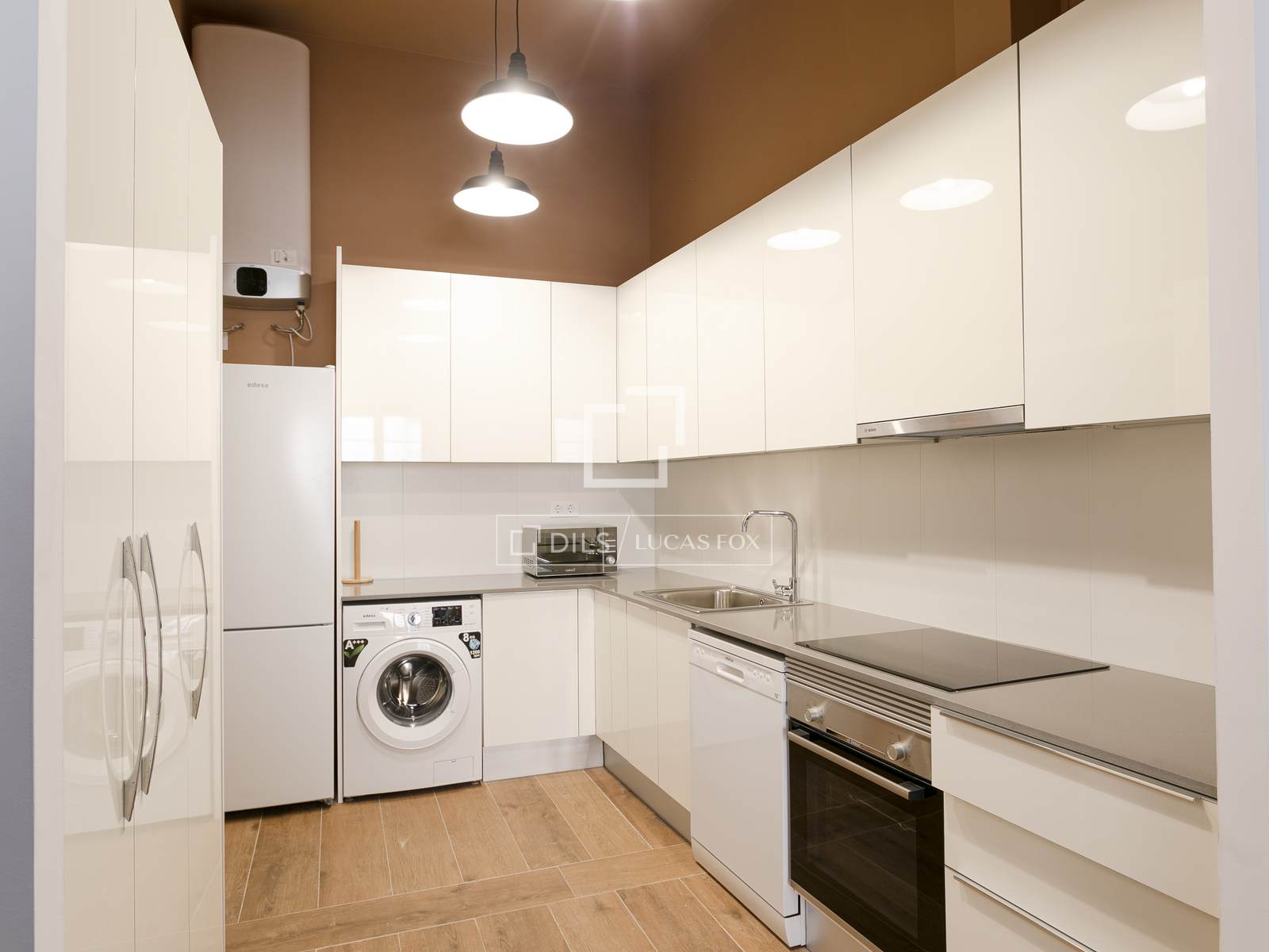 Apartment in Barcelona, Spain 2 bedrooms, 105 sq.m. No. 161407