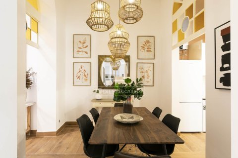 Lägenhet till salu i Barcelona, Spanien 2 sovrum, 105 kvm. Nr. 161407 - foto 10