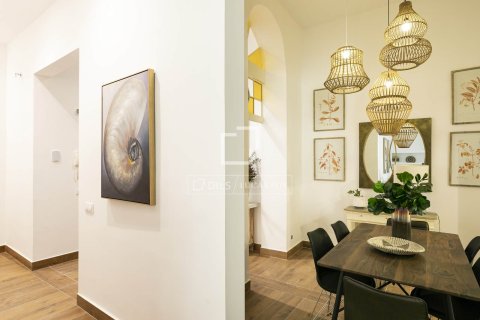 Lägenhet till salu i Barcelona, Spanien 2 sovrum, 105 kvm. Nr. 161407 - foto 12