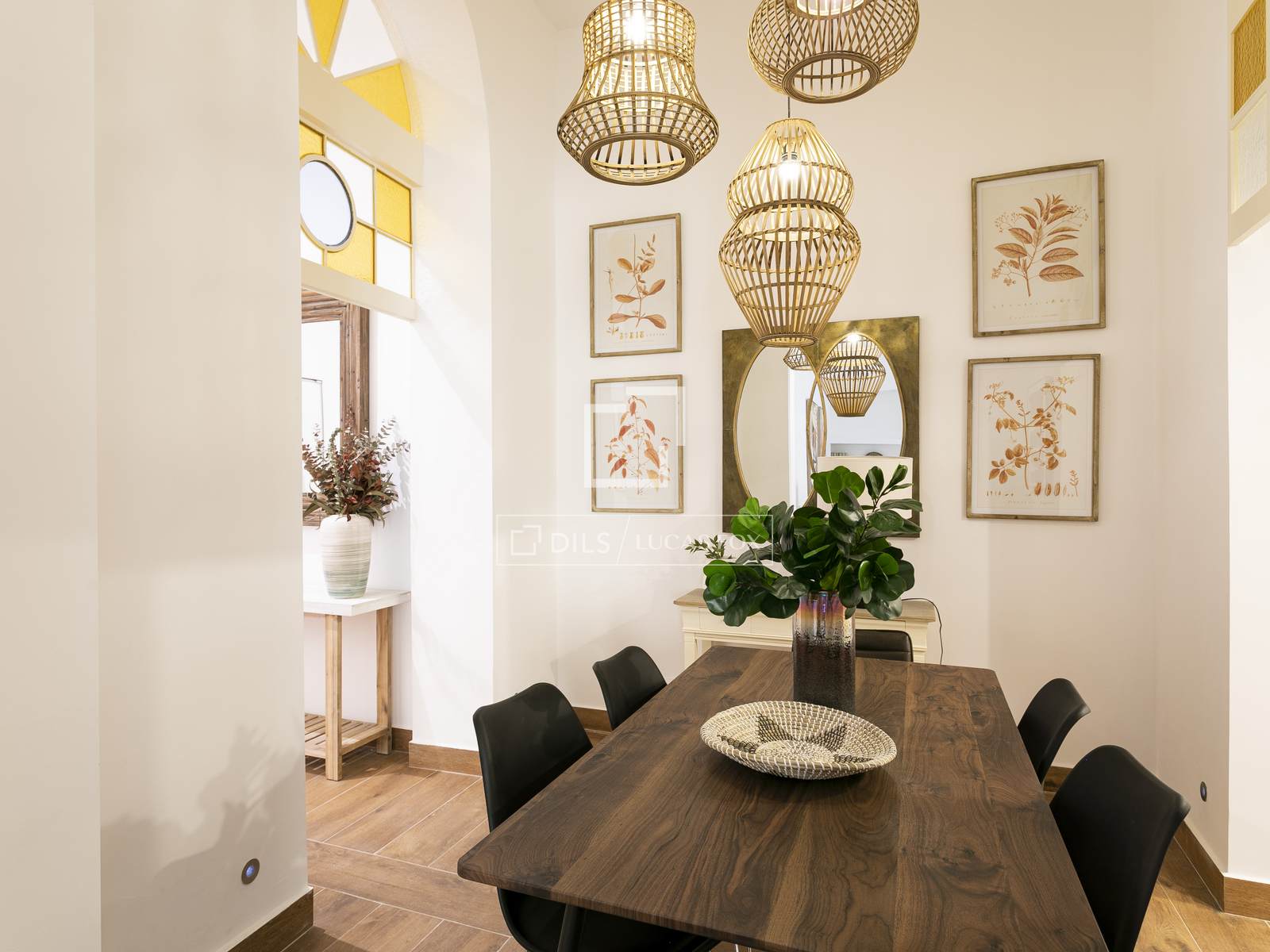 Apartment in Barcelona, Spain 2 bedrooms, 105 sq.m. No. 161407