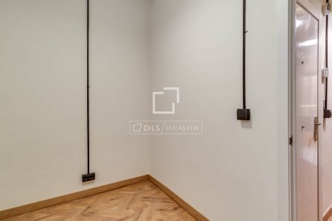 Wohnung zum Verkauf in Barcelona, Spanien 3 Schlafzimmer, 116 m2 Nr. 161409 - Foto 30