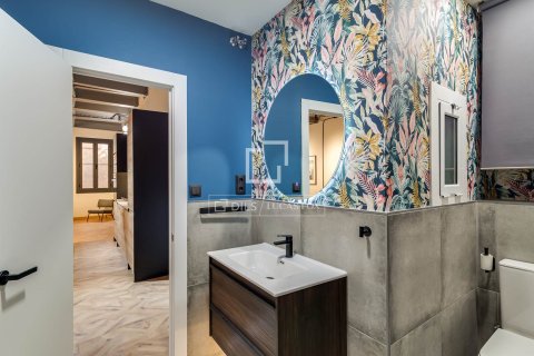 Lägenhet till salu i Barcelona, Spanien 3 sovrum, 116 kvm. Nr. 161409 - foto 22