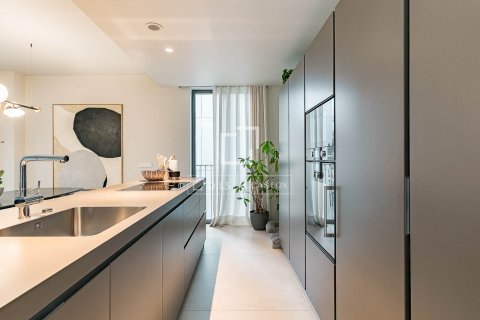 Apartment à vendre à Barcelona, Espagne, 4 chambres, 164 m2 No. 161443 - photo 13