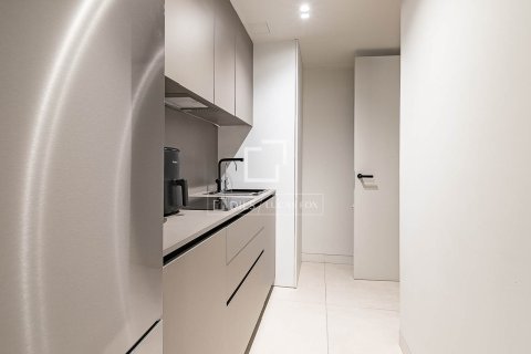 Apartment à vendre à Barcelona, Espagne, 4 chambres, 164 m2 No. 161443 - photo 14