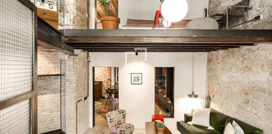 Apartment in Barcelona, Spain 1 bedroom, 90 sq.m. No. 161445