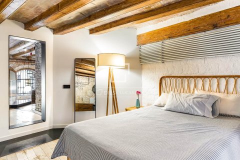 Apartment for sale in Barcelona, Spain 1 bedroom, 90 sq.m. No. 161445 - photo 14