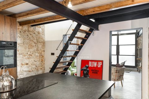 Apartment for sale in Barcelona, Spain 1 bedroom, 90 sq.m. No. 161445 - photo 13