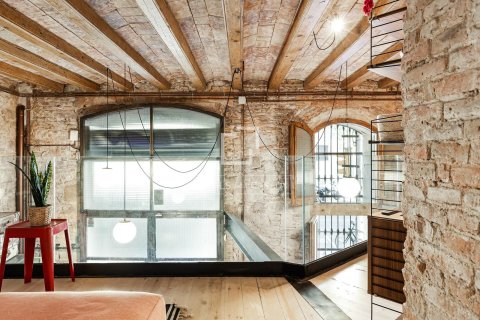 Apartment for sale in Barcelona, Spain 1 bedroom, 90 sq.m. No. 161445 - photo 20