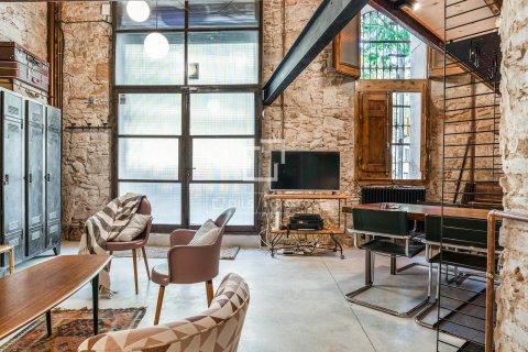 Apartment for sale in Barcelona, Spain 1 bedroom, 90 sq.m. No. 161445 - photo 6