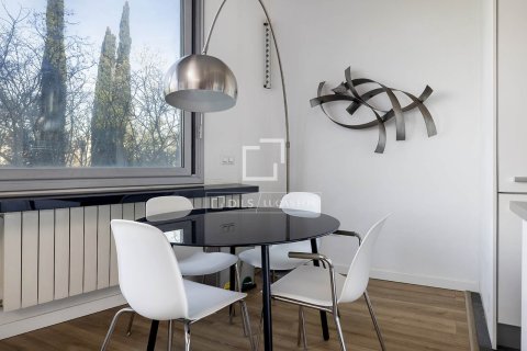 Apartment for sale in Barcelona, Spain 1 bedroom, 70 sq.m. No. 161446 - photo 7