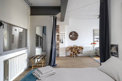Apartment for sale in Barcelona, Spain 1 bedroom, 70 sq.m. No. 161446 - photo 17