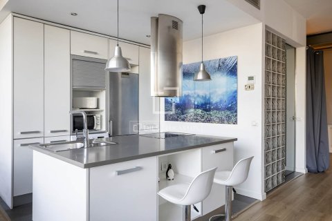 Apartment for sale in Barcelona, Spain 1 bedroom, 70 sq.m. No. 161446 - photo 11