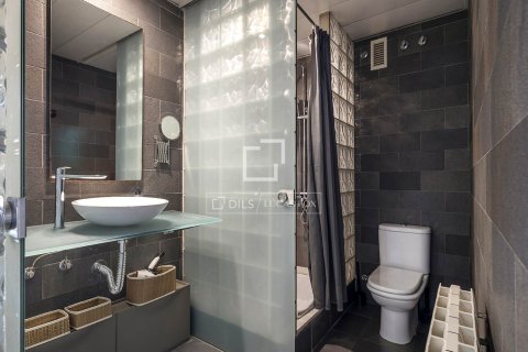 Apartment for sale in Barcelona, Spain 1 bedroom, 70 sq.m. No. 161446 - photo 18