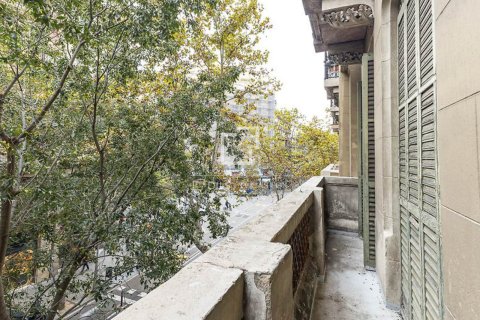 Apartment à vendre à Barcelona, Espagne, 4 chambres, 156 m2 No. 161447 - photo 7