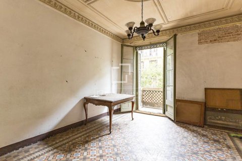 Apartment à vendre à Barcelona, Espagne, 4 chambres, 156 m2 No. 161447 - photo 2