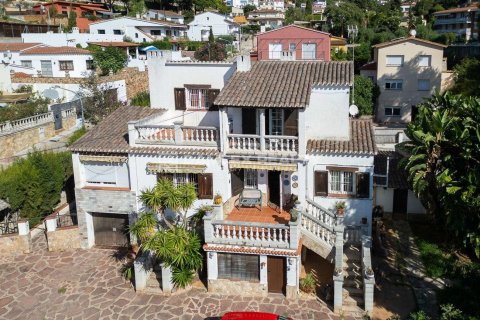 Villa à vendre à Lloret de Mar, Girona, Espagne, 6 chambres, 524 m2 No. 177125 - photo 5