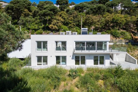 Villa à Lloret de Mar, Girona, Espagne 4 chambres, 187 m2 No. 177127