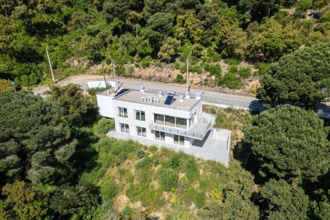 Villa à vendre à Lloret de Mar, Girona, Espagne, 4 chambres, 187 m2 No. 177127 - photo 9