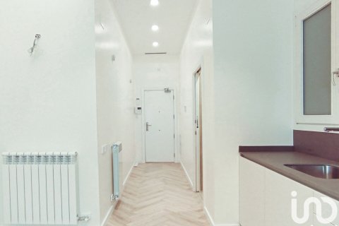 Продажа квартиры в Барселона, Испания 1 спальня, 70м2 №154164 - фото 8