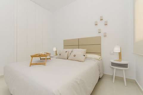 Продажа виллы в Дехеса де Кампоамор, Аликанте, Испания 4 спальни, 157м2 №144737 - фото 17