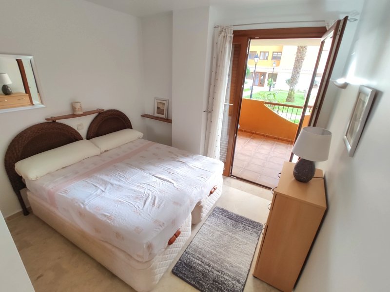 Apartment in Punta Prima, Alicante, Spain 2 bedrooms, 70 sq.m. No. 144732