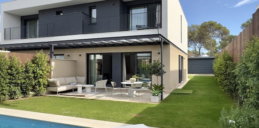 Villa i Puig De Ros, Mallorca, Spanien 4 sovrum, 165 kvm. Nr. 147761