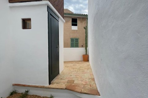 Villa till salu i Andratx, Mallorca, Spanien 2 sovrum, 168 kvm. Nr. 147764 - foto 8