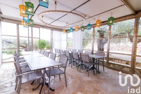 Hus till salu i Tortosa, Tarragona, Spanien 12 sovrum, 821 kvm. Nr. 153360 - foto 7