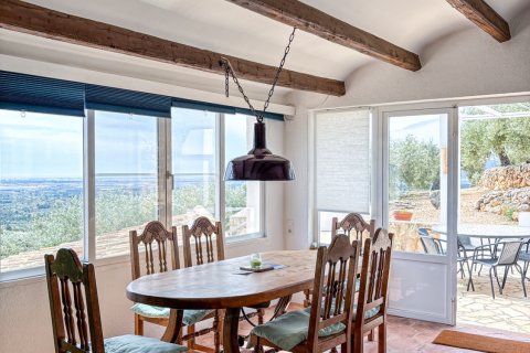 Hus till salu i Tortosa, Tarragona, Spanien 12 sovrum, 821 kvm. Nr. 153360 - foto 27