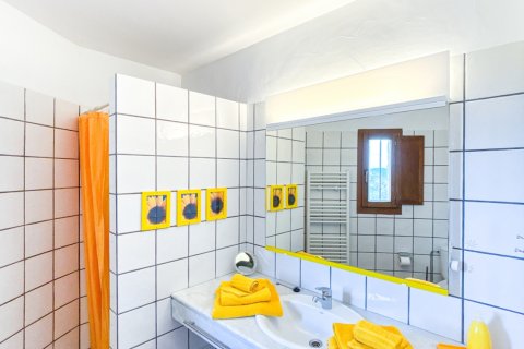 Hus till salu i Tortosa, Tarragona, Spanien 12 sovrum, 821 kvm. Nr. 153360 - foto 17