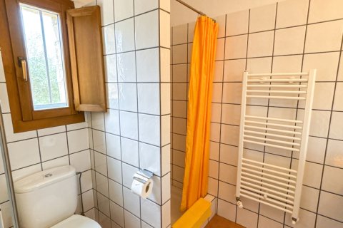 Hus till salu i Tortosa, Tarragona, Spanien 12 sovrum, 821 kvm. Nr. 153360 - foto 28