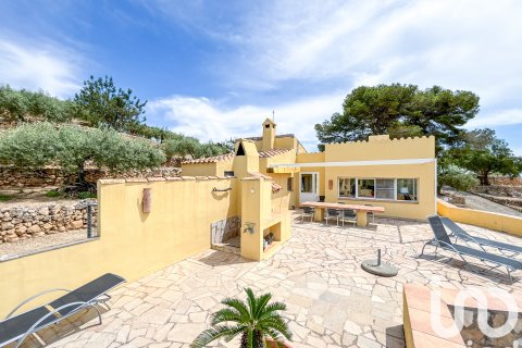 Casa a Tortosa, Tarragona, Spagna 12 camere da letto, 821 mq. N° 153360